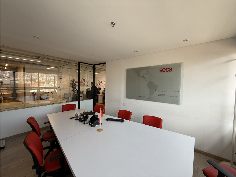 Oficina de 124 m² en Chicó | Rentando con Contrato Vigente — foto 6