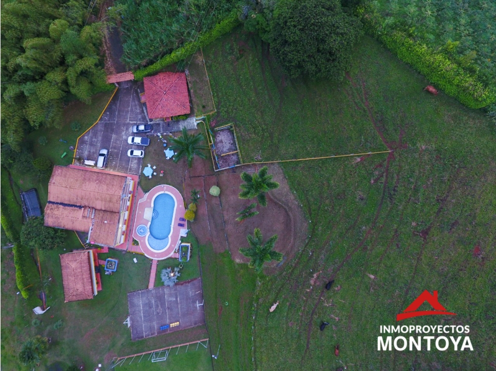 Finca turística a 10 min del Crucero de Combia, Pereira - 1