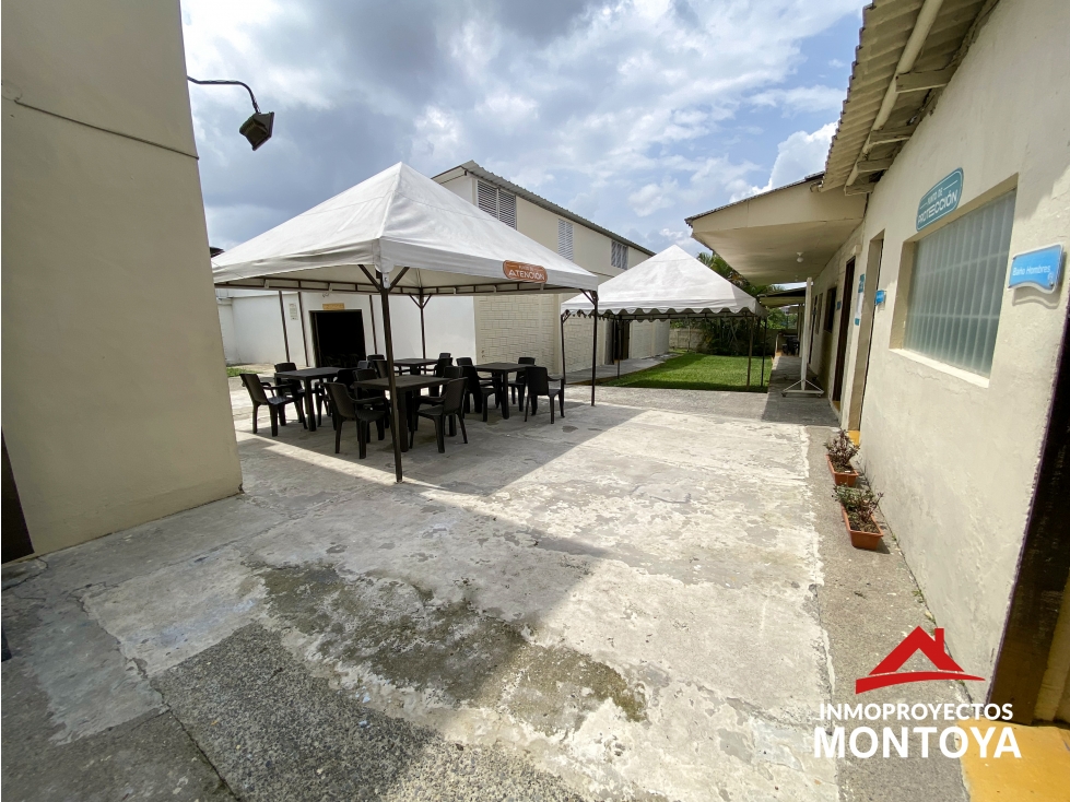 Casa-lote comercial sobre la avenida 30 de agosto, Pereira — foto 4