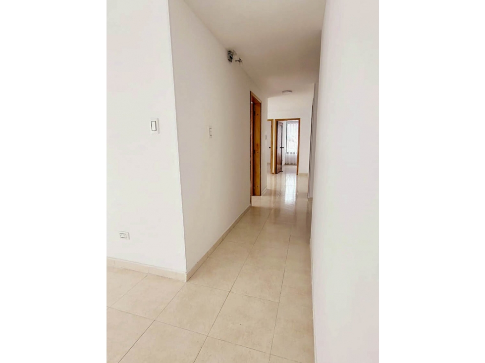 Venta Apartamento en Alamos, Pereira — foto 2