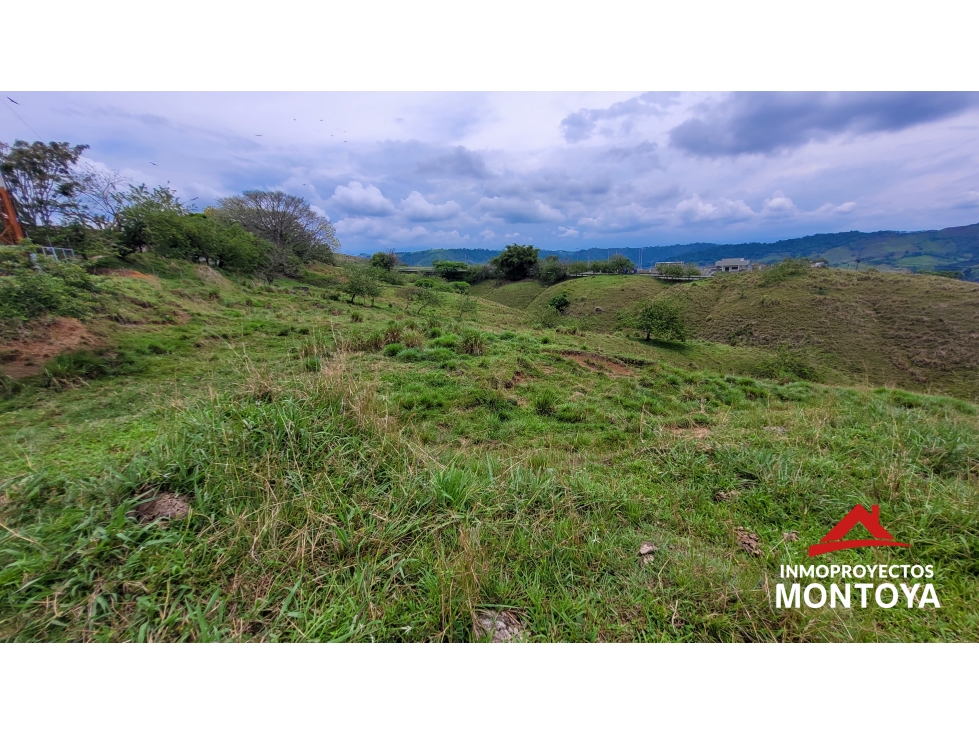 Finca suburbana en Cerritos sobre la vía Pereira-Cartago — foto 6