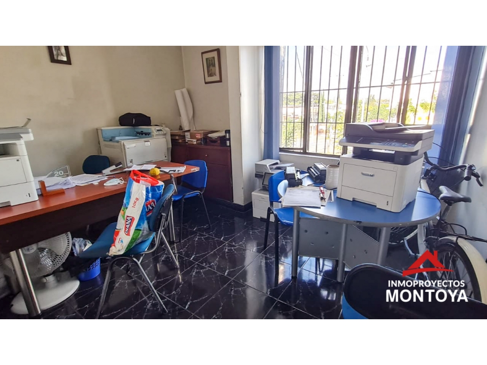 Casa esquinera comercial de 426 m² en Maraya, Pereira — foto 6