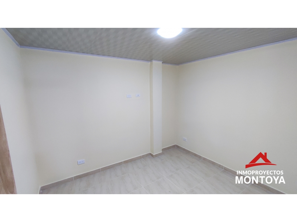 Casa de 3 apartamentos independientes cerca al Estadio de Santa Rosa — foto 5