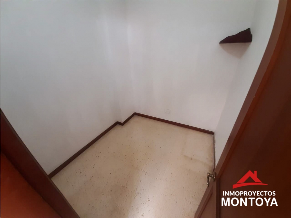Amplia casa de lujo en conjunto, sector Pinares, Pereira — foto 6