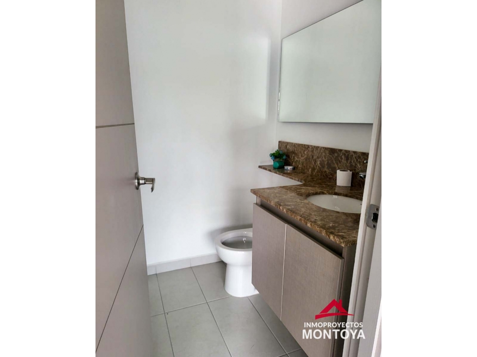 Oficina con terraza sector Laureles, Medellín — foto 4