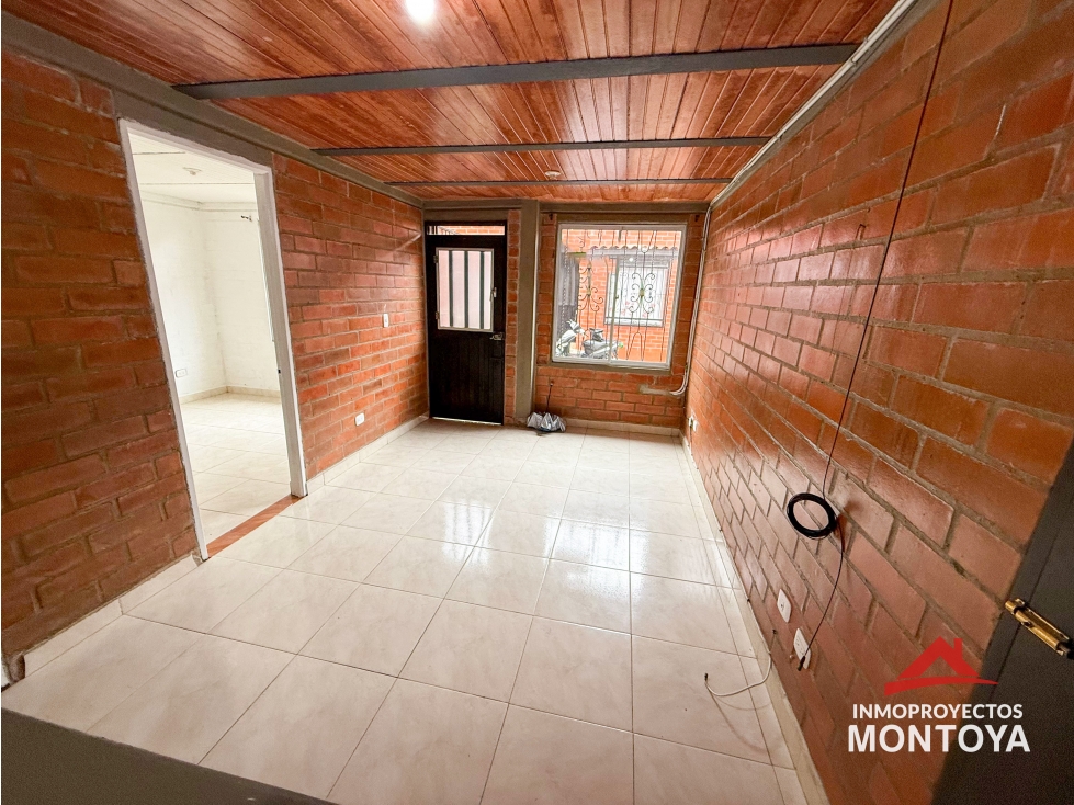 Venta casa independiente en La Hermosa, Santa Rosa