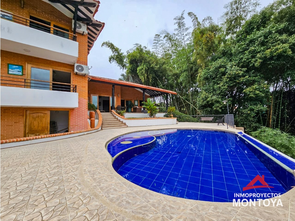 Arriendo casa amoblada en condominio, Cerritos-El Tigre, Pereira