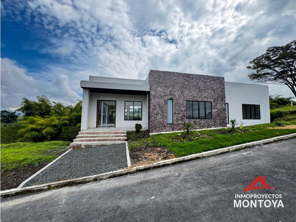 Venta casa en parcelación sector Condina, Pereira