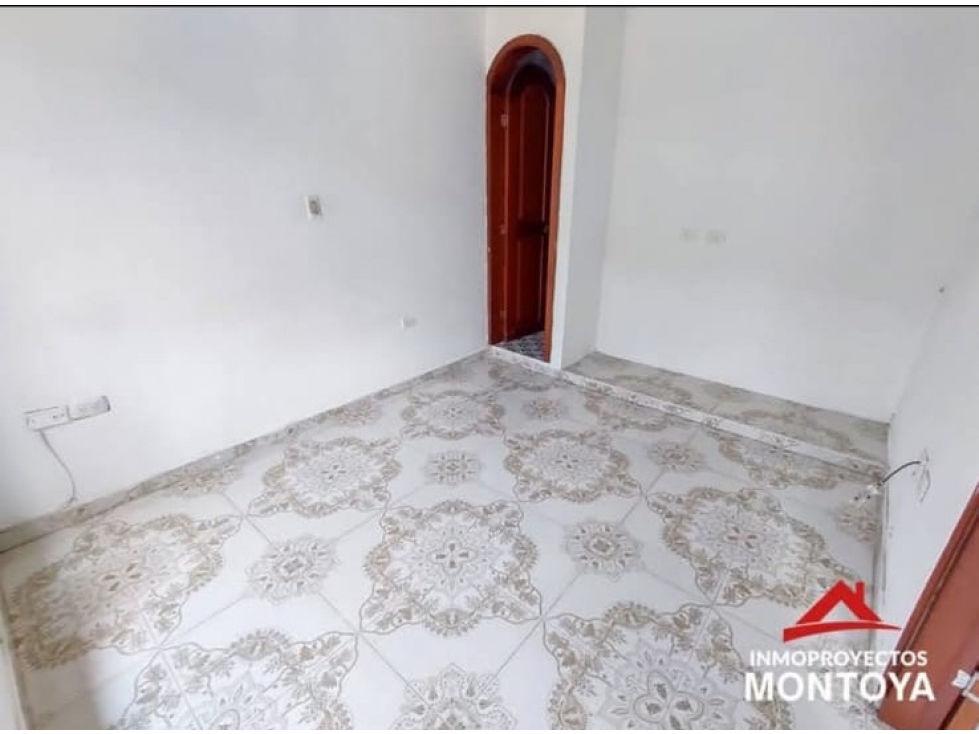 Arriendo Casa Dúplex Avenida del Río - 2