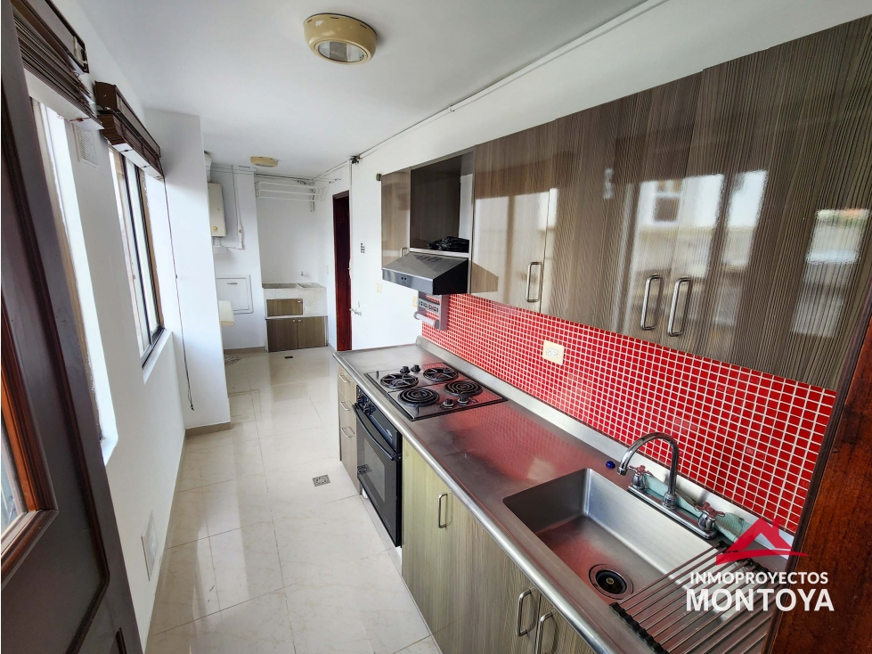 Amplio apartamento en Alamos, Pereira — foto 2