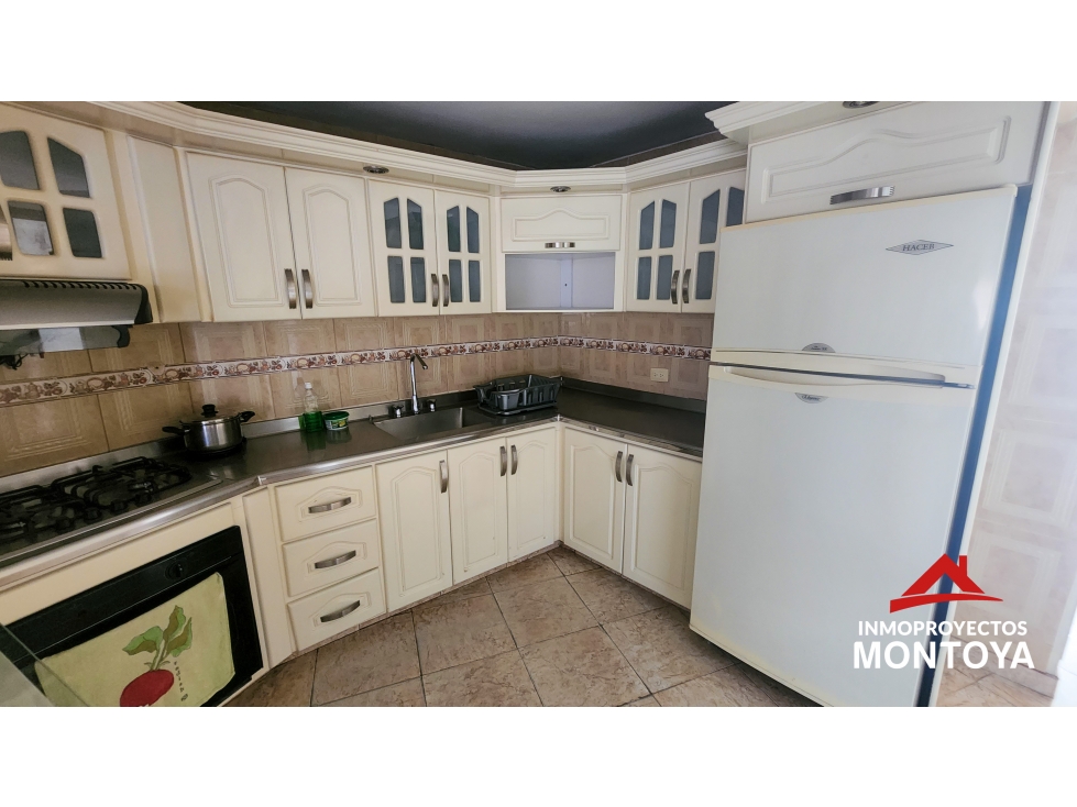 Casa comercial en San Fernando, Dosquebradas — foto 4