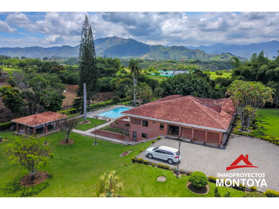 Imponente casa campestre en condominio, Cerritos, Pereira — foto 3