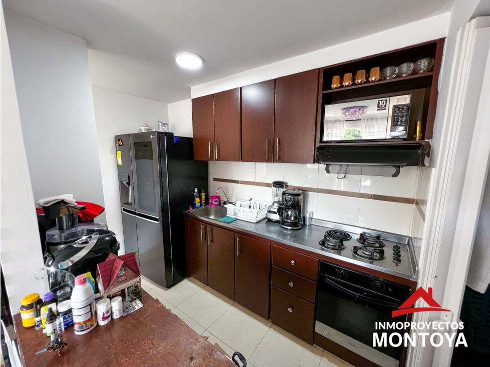 Apartamento en conjunto, sector La Villa, Pereira — foto 2