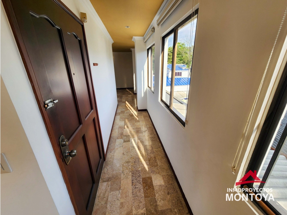 Amplio apartamento en Alamos, Pereira — foto 5