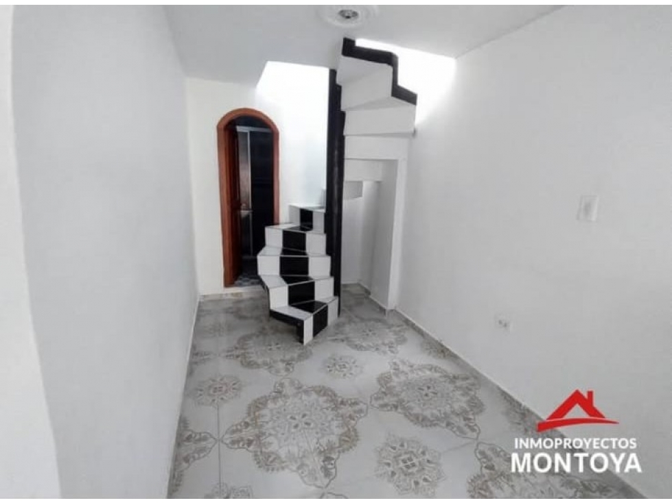Arriendo Casa Dúplex Avenida del Río
