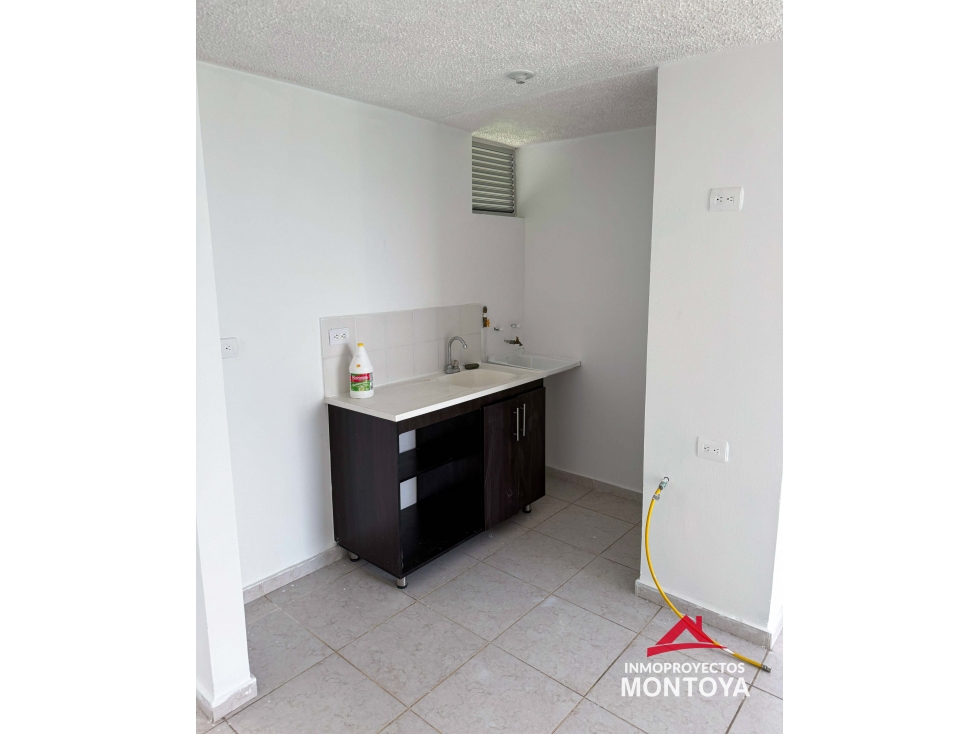Apartamento en conjunto, Las Violetas, Dosquebradas — foto 2