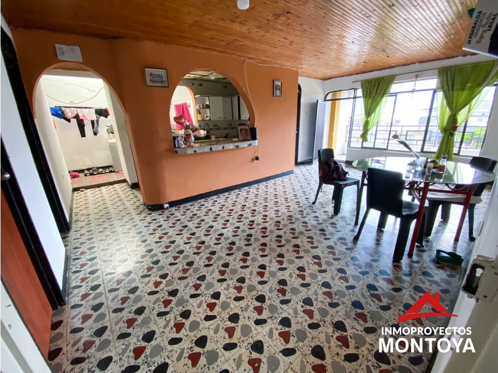 Casa comercial en San Fernando, Dosquebradas