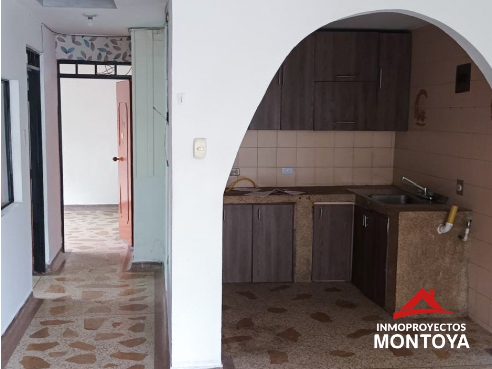 Casa comercial esquinera cerca al Parque de Cuba, Pereira — foto 5