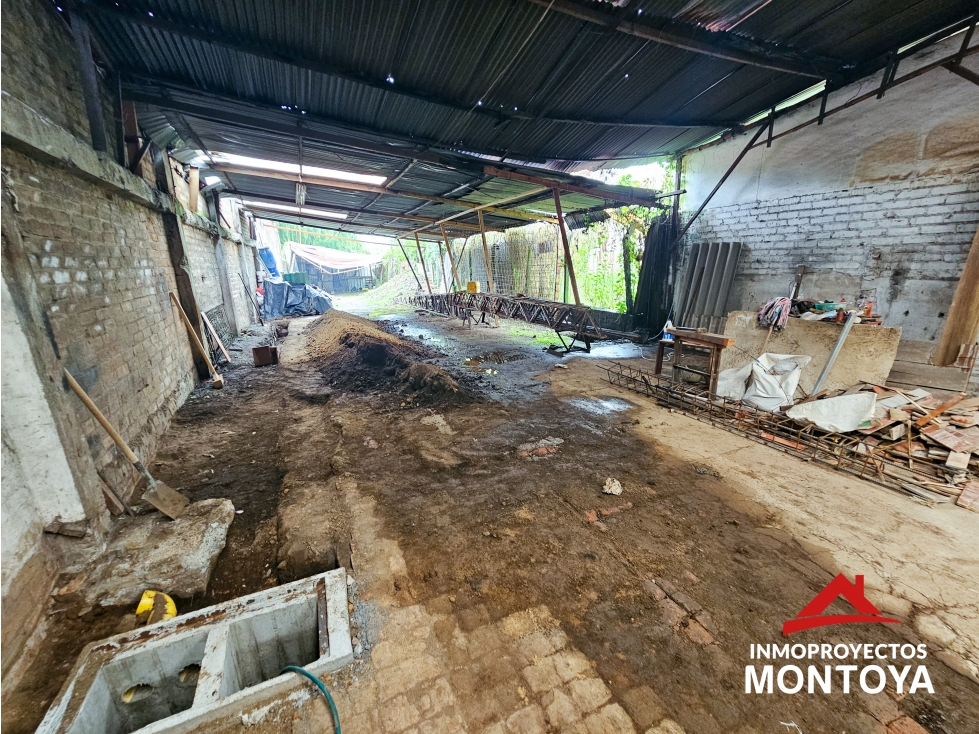 Bodega-lote comercial en La Badea, Dosquebradas - 3