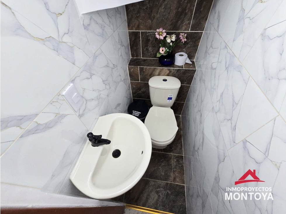 Casa comercial esquinera en Llano Grande, Pereira — foto 3