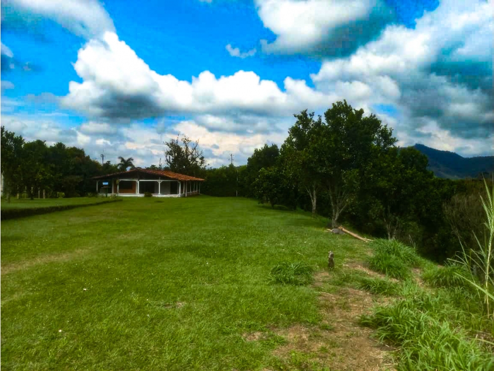 Casa a 3 min del Crucero de Combia, Pereira — foto 2