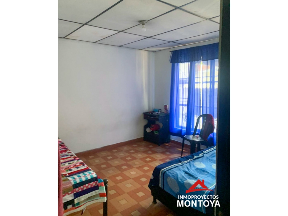 Casa esquinera comercial en La Acuarela-Cuba, Pereira — foto 3