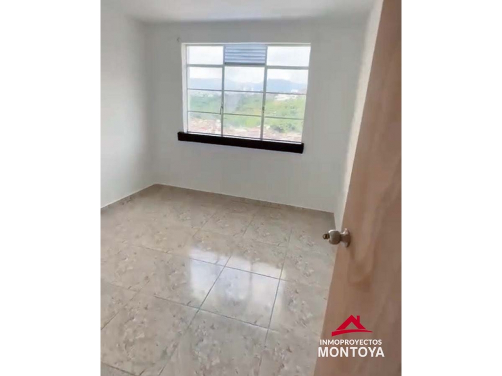 Casa esquinera con 5 rentas en Villavicencio, Pereira — foto 4