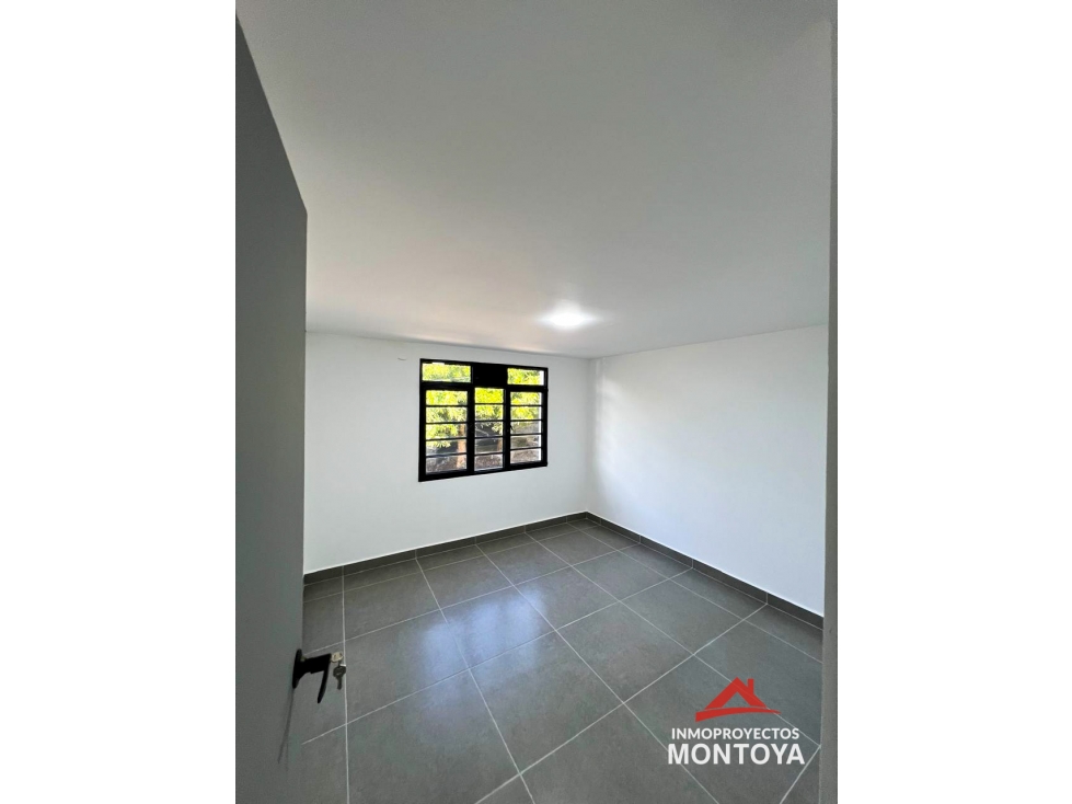 Venta casa independiente en El Poblado 2, Pereira — foto 3