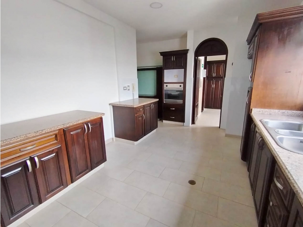 Venta Apartamento en Álamos, Pereira — foto 4