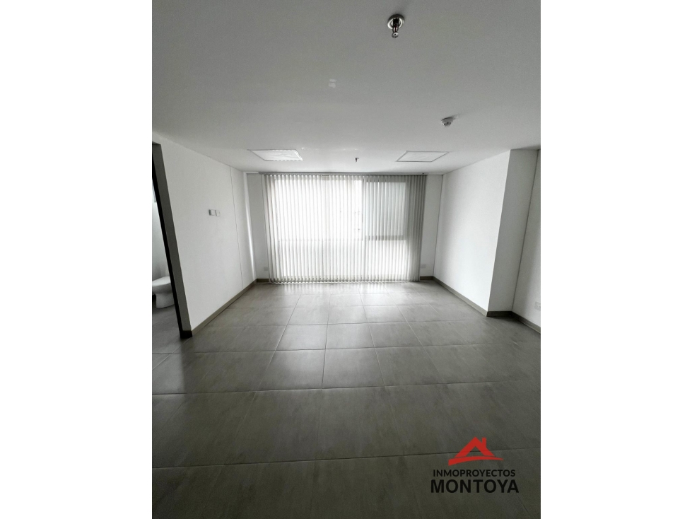 Venta Oficina, Alturia Centro de Negocios, Álamos, Pereira — foto 3