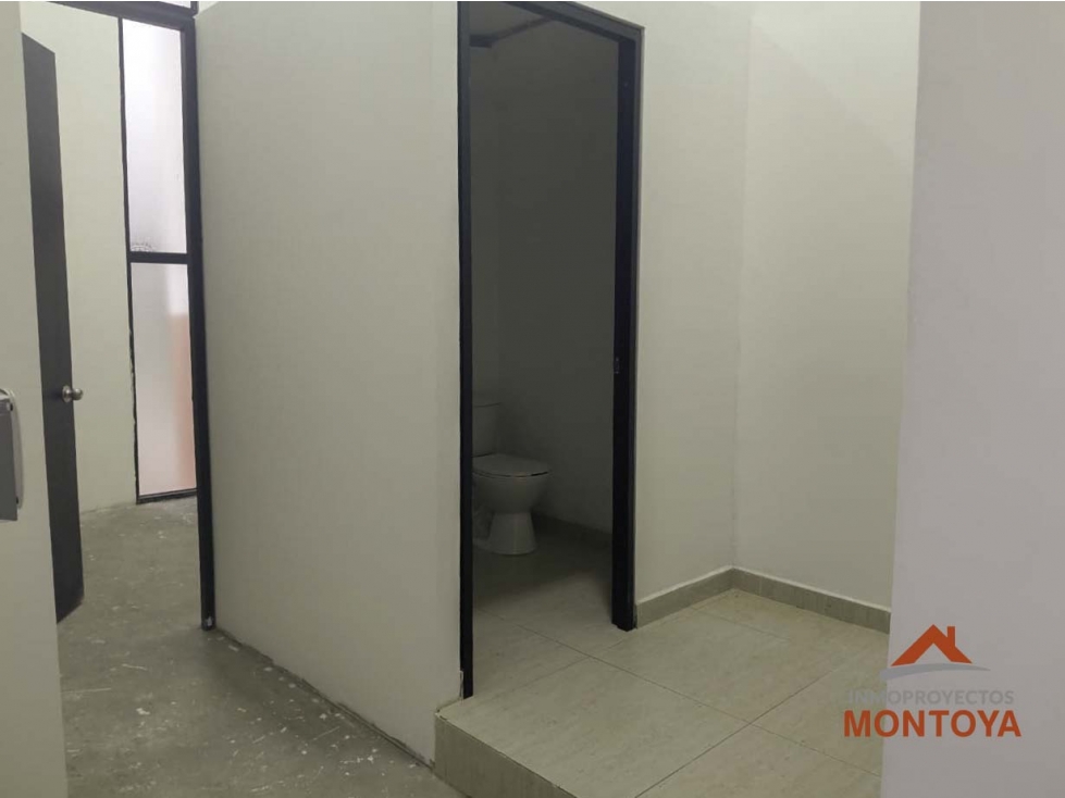 Arriendo Local Comercial Pueblito Cafetero - 4