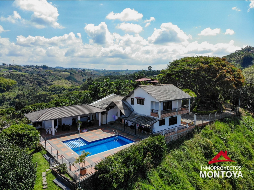 Venta casa campestre en Condina, Pereira