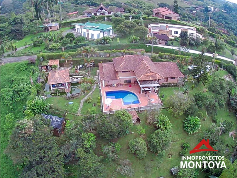 Casa en condominio, sector vía Armenia