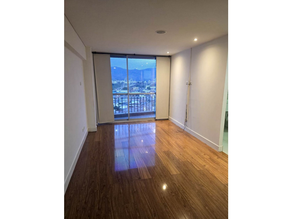 Venta apartamento en la Circunvalar, Pereira