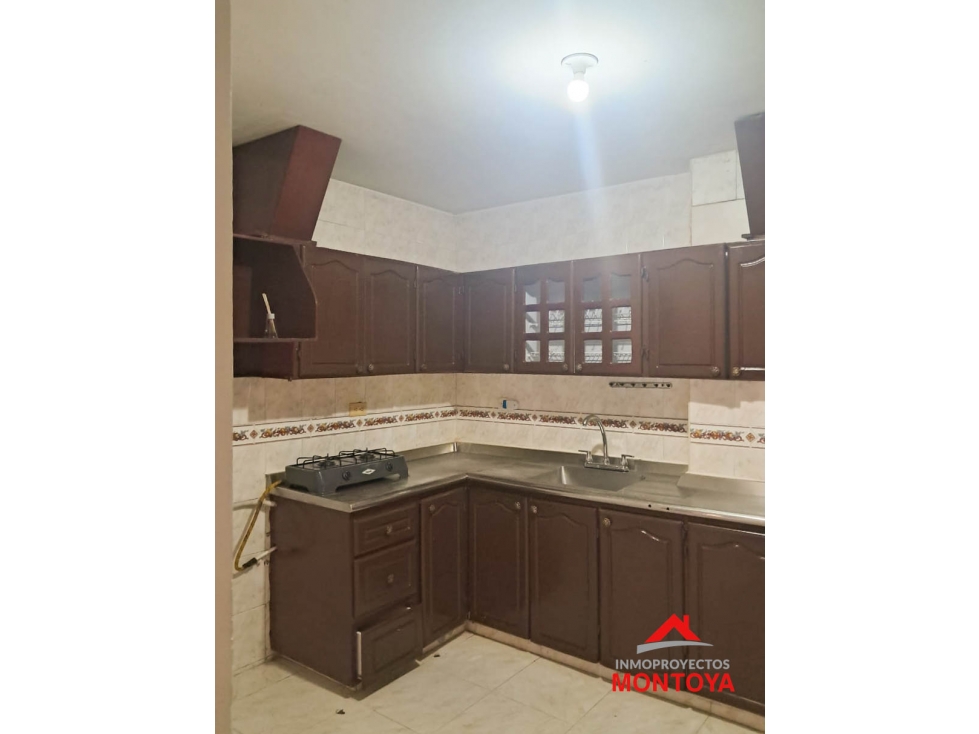 Arriendo Apartaestudio con servicios Incluidos Barrio Corales — foto 4