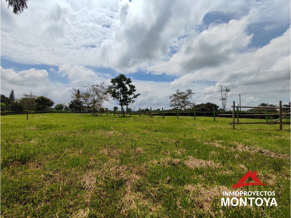 Últimas unidades 2 lotes planos en Cerritos, Pereira — foto 3