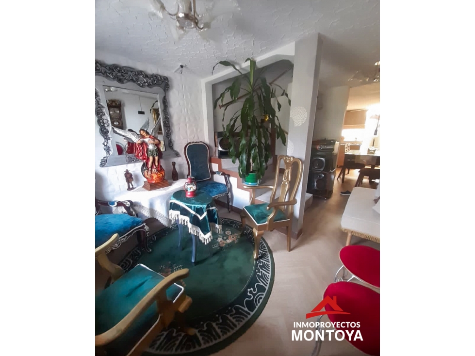 Casa remodelada de 3 niveles en Frailes, Dosquebradas
