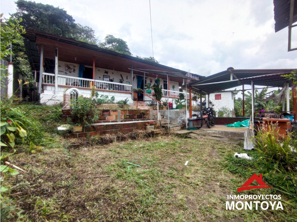 Finca cafetera en la vereda El Chocho, Pereira