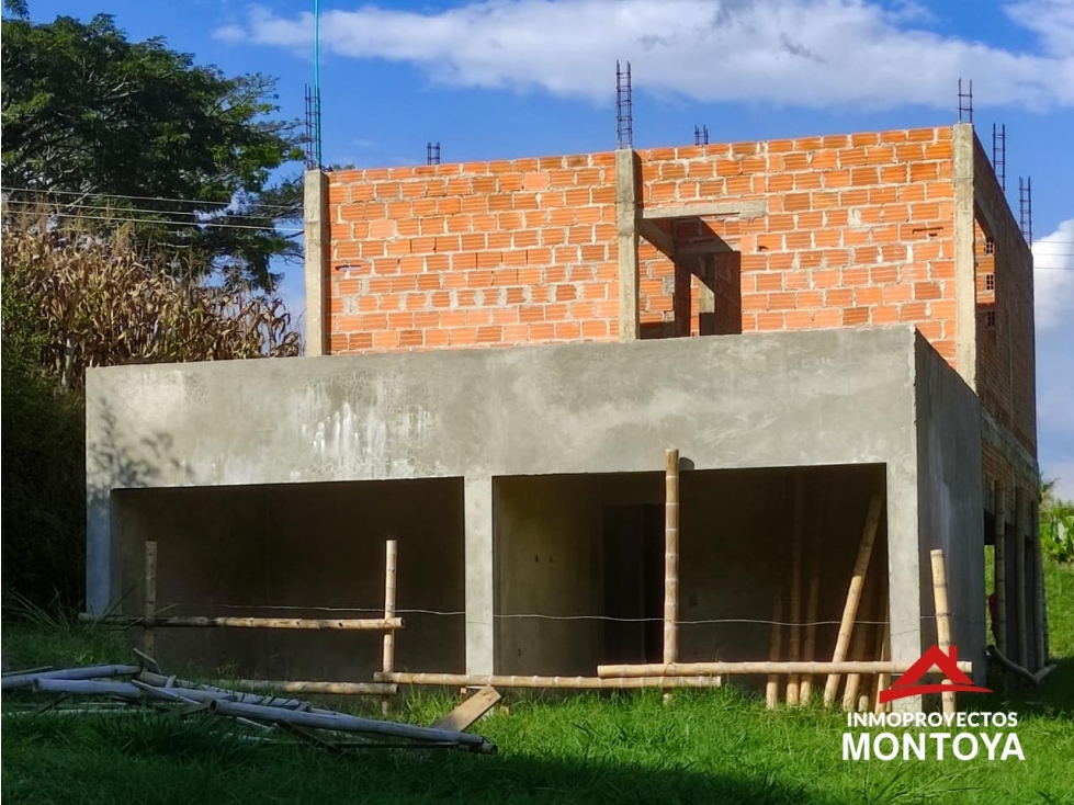 Lote con casa en construcción a 10 min de Alcalá, Valle - 3