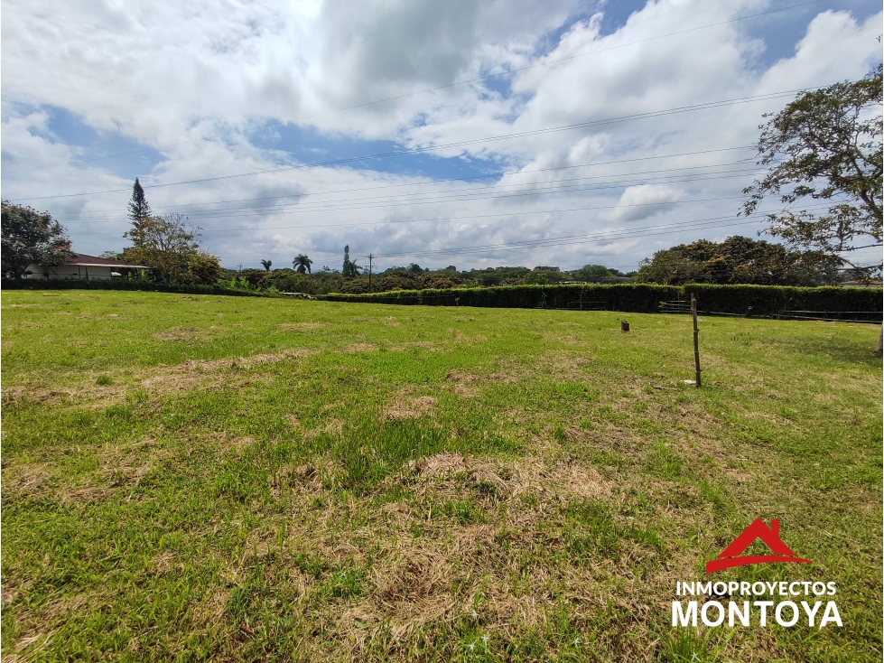 Últimas unidades 2 lotes planos en Cerritos, Pereira — foto 2
