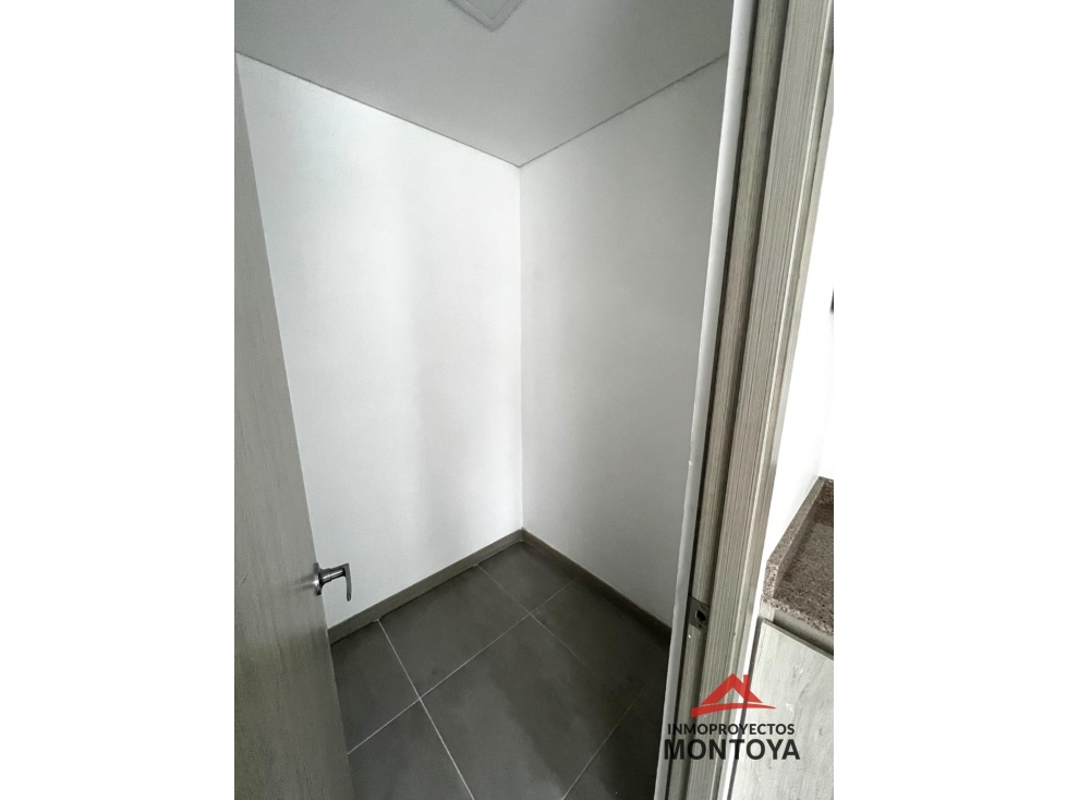 Venta Oficina, Alturia Centro de Negocios, Álamos, Pereira — foto 6
