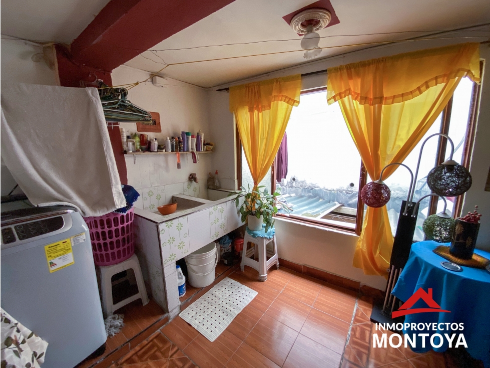 Casa de 3 apartamentos independientes cerca la Fiscalía de Pereira — foto 4