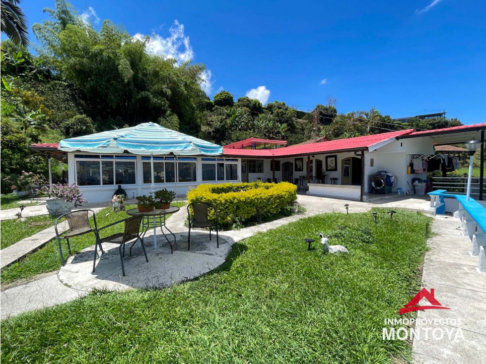 Casa-finca sector Altagracia, Pereira — foto 4