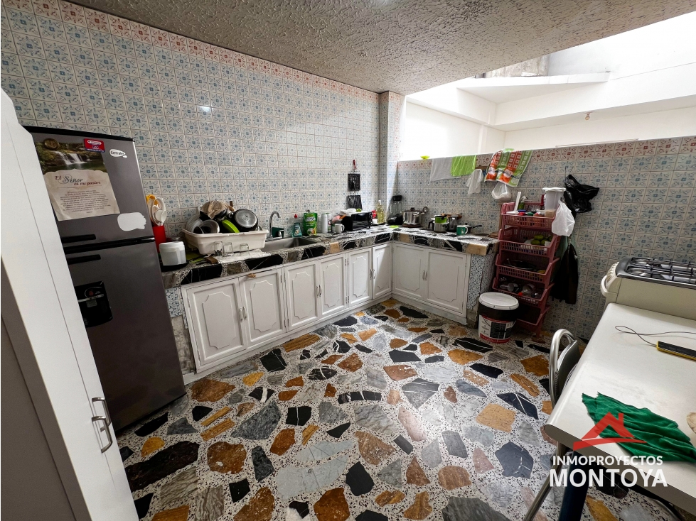 Venta casa comercial en la Av 30 de Agosto, Pereira — foto 3