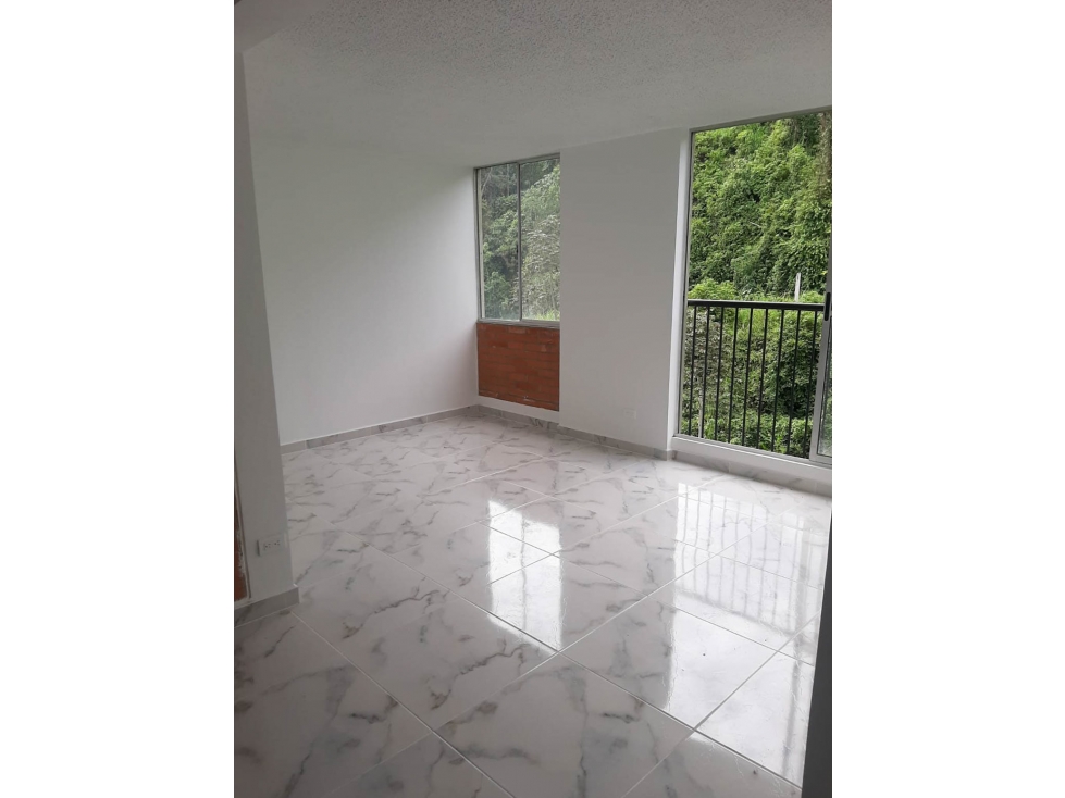 Venta apartamento en conjunto, Av Sur, Pereira