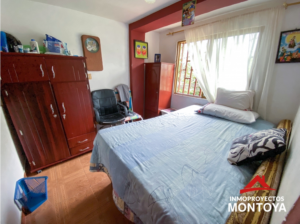 Casa de 3 apartamentos independientes cerca la Fiscalía de Pereira — foto 5