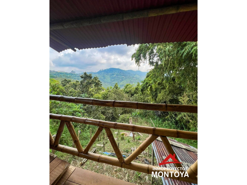 Casa campestre, sector vía a Santa Rosa de Cabal