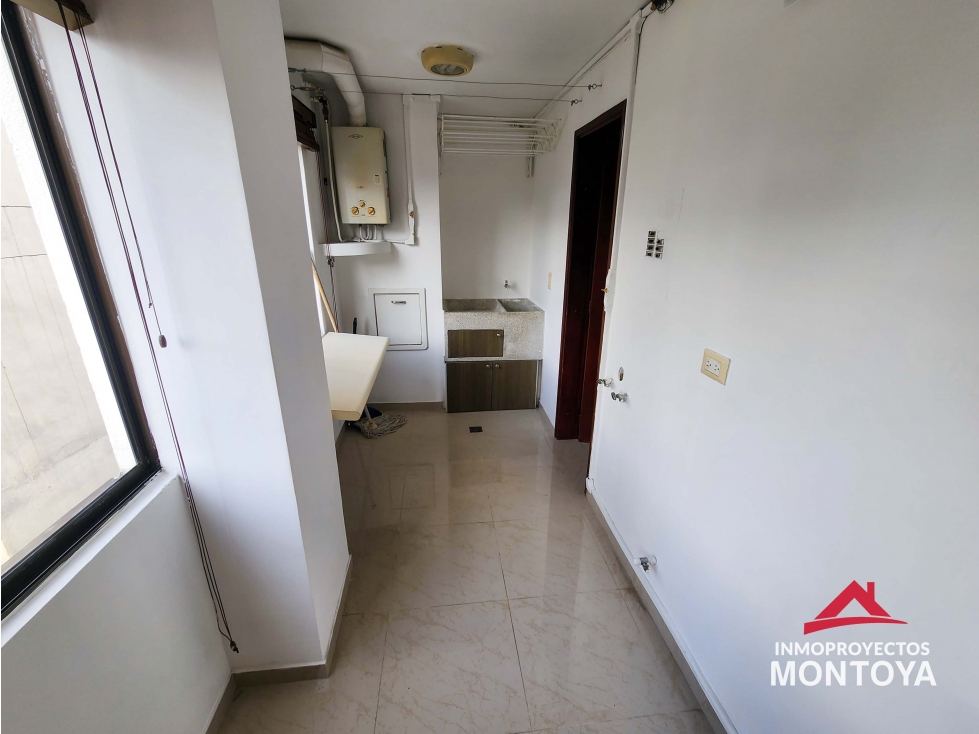 Amplio apartamento en Alamos, Pereira — foto 3