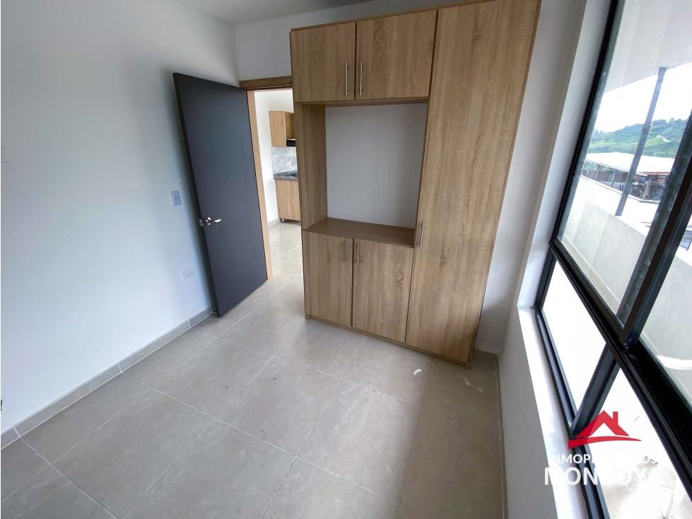 Edificio esquinero cerca al centro de Pereira — foto 6