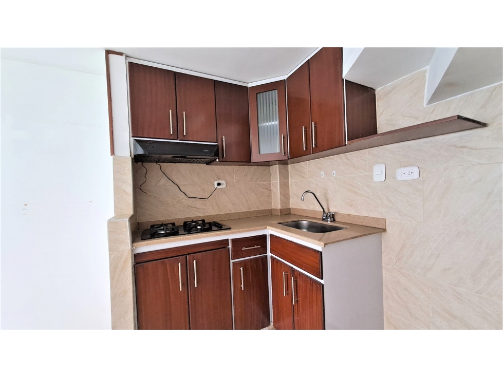 SE ARRIENDA CASA EN SUBA, CONJUNTOPINAR DE LA FONTANA — foto 4